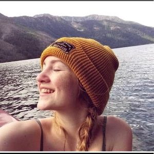 Meet your Posher, Lea